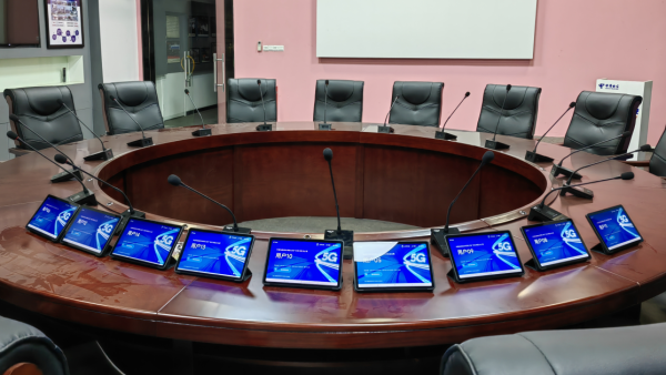 打造绿色会议，告别纸质资料！